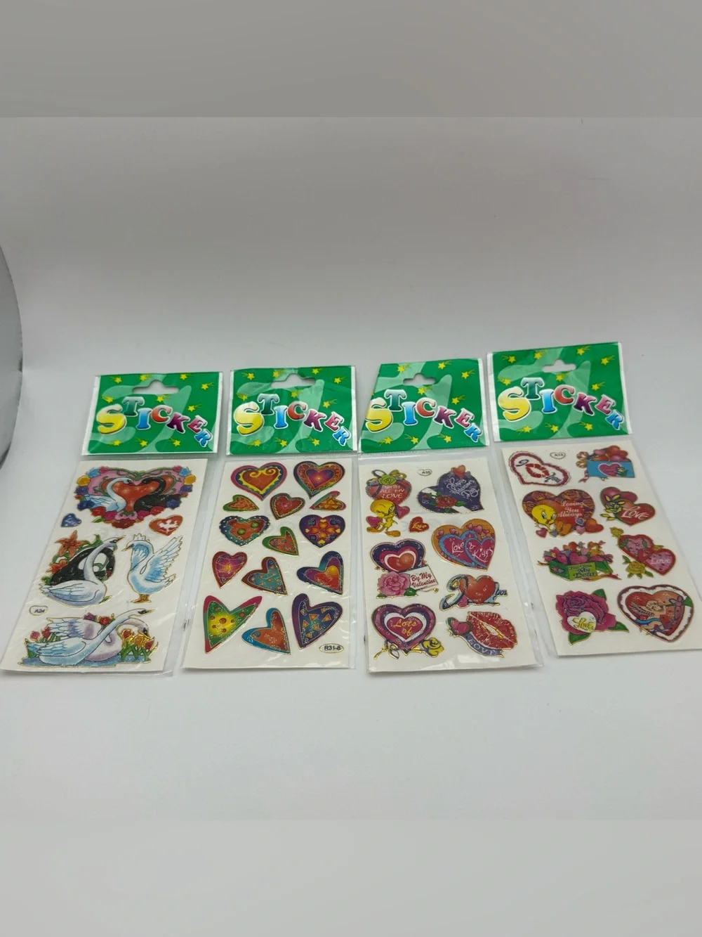 Vintage tweety bird Assorted Heart Sheets - Multicolor -